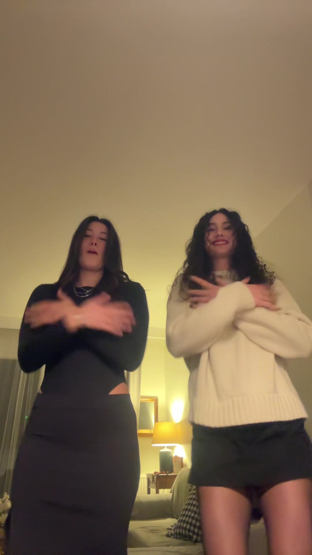 @Defne