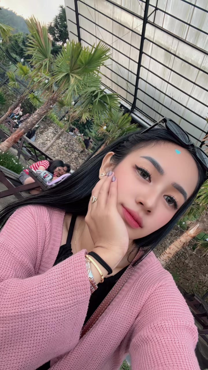 @Nadiastevhani