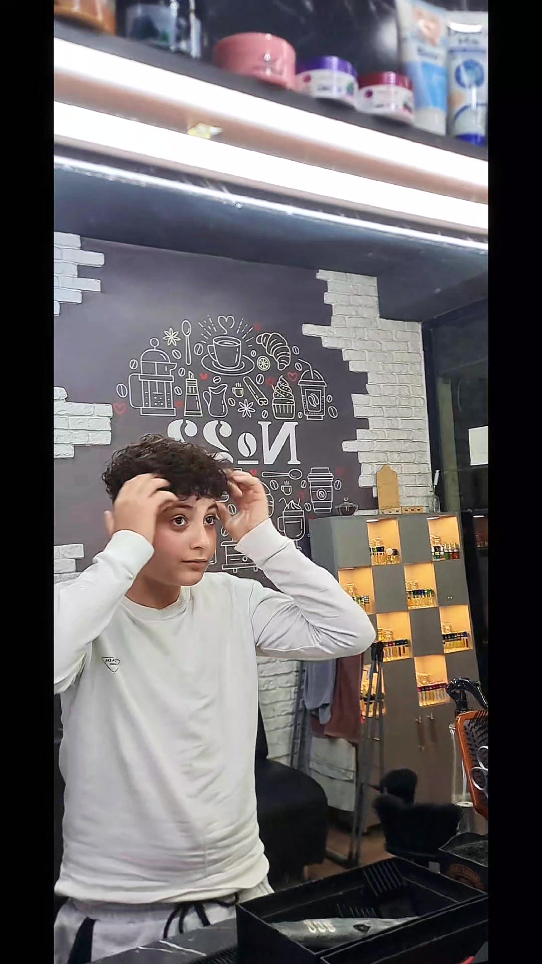 @Qasimbarber💈