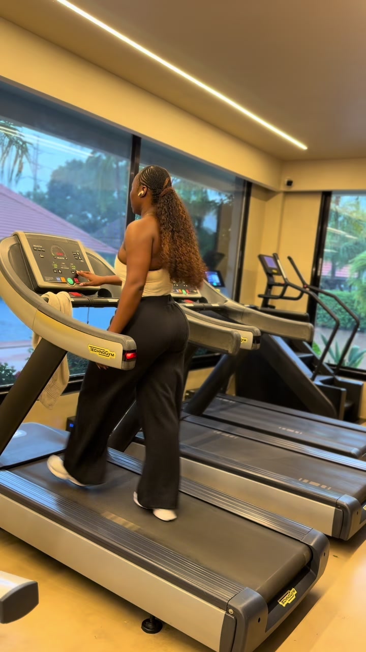 @Janyfitness🇬🇳