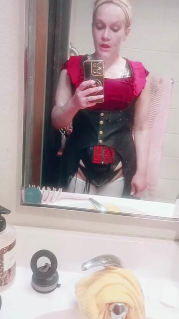 @(Madam.Rou)