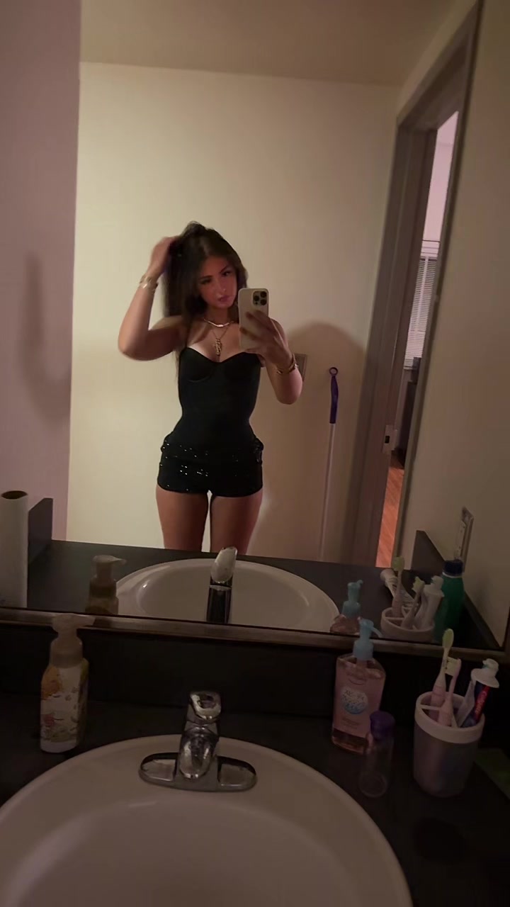 @alessia vitale