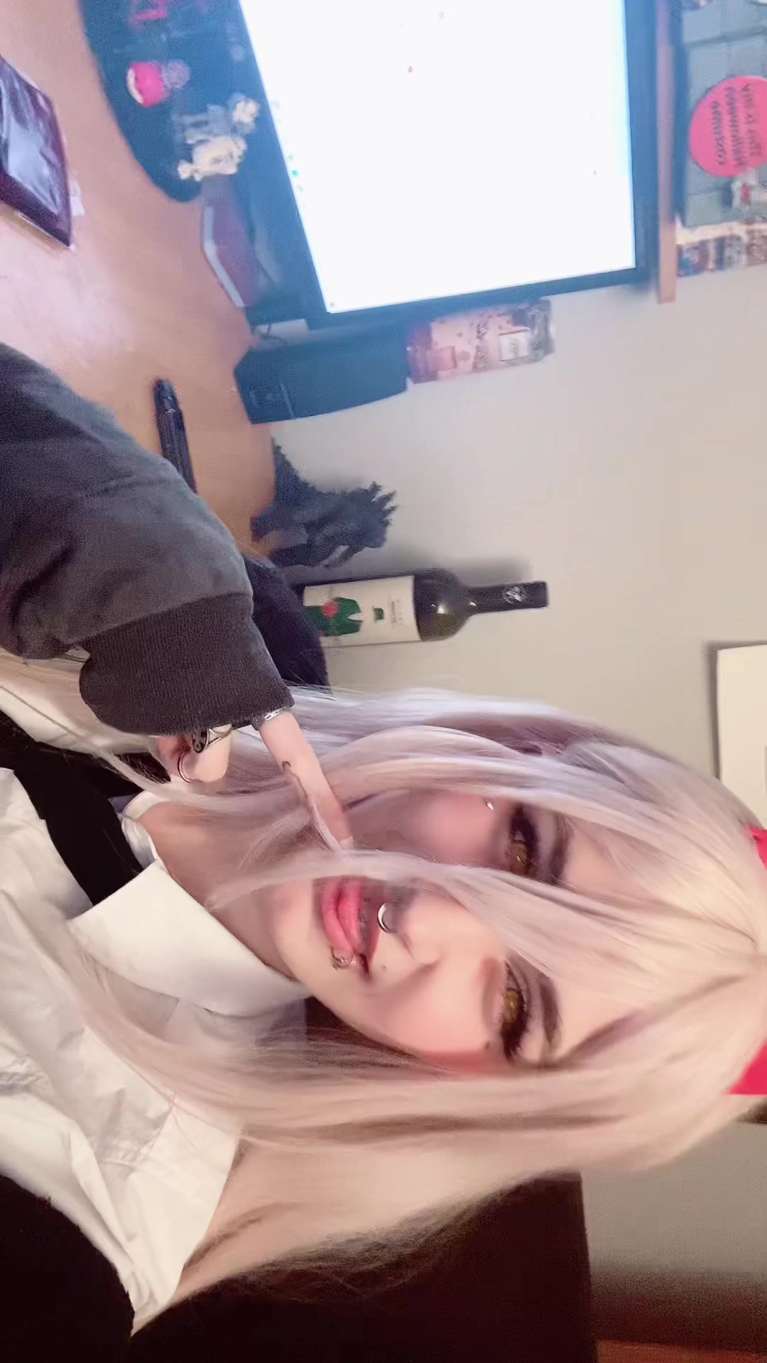 @Meow :3