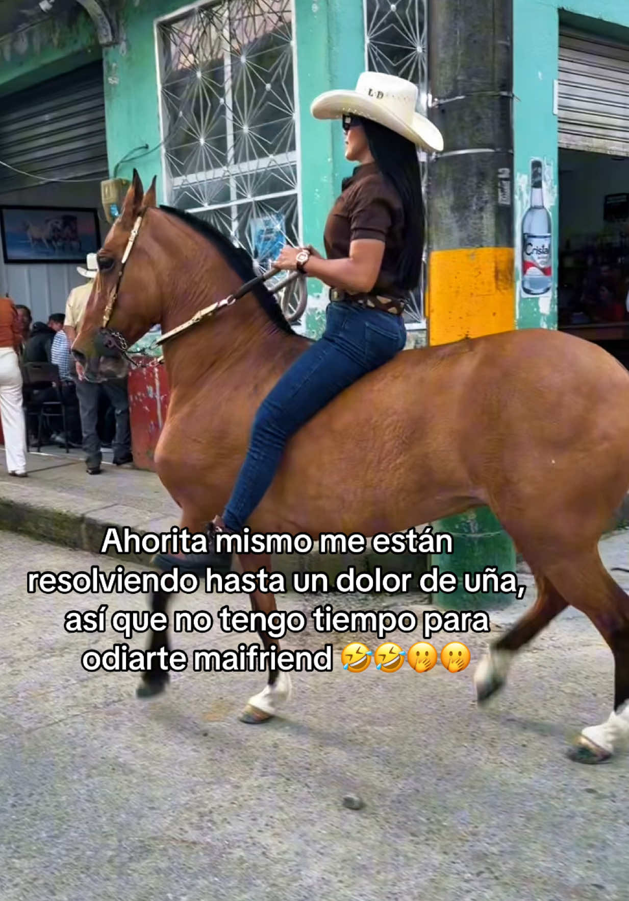 @Laura Daniela