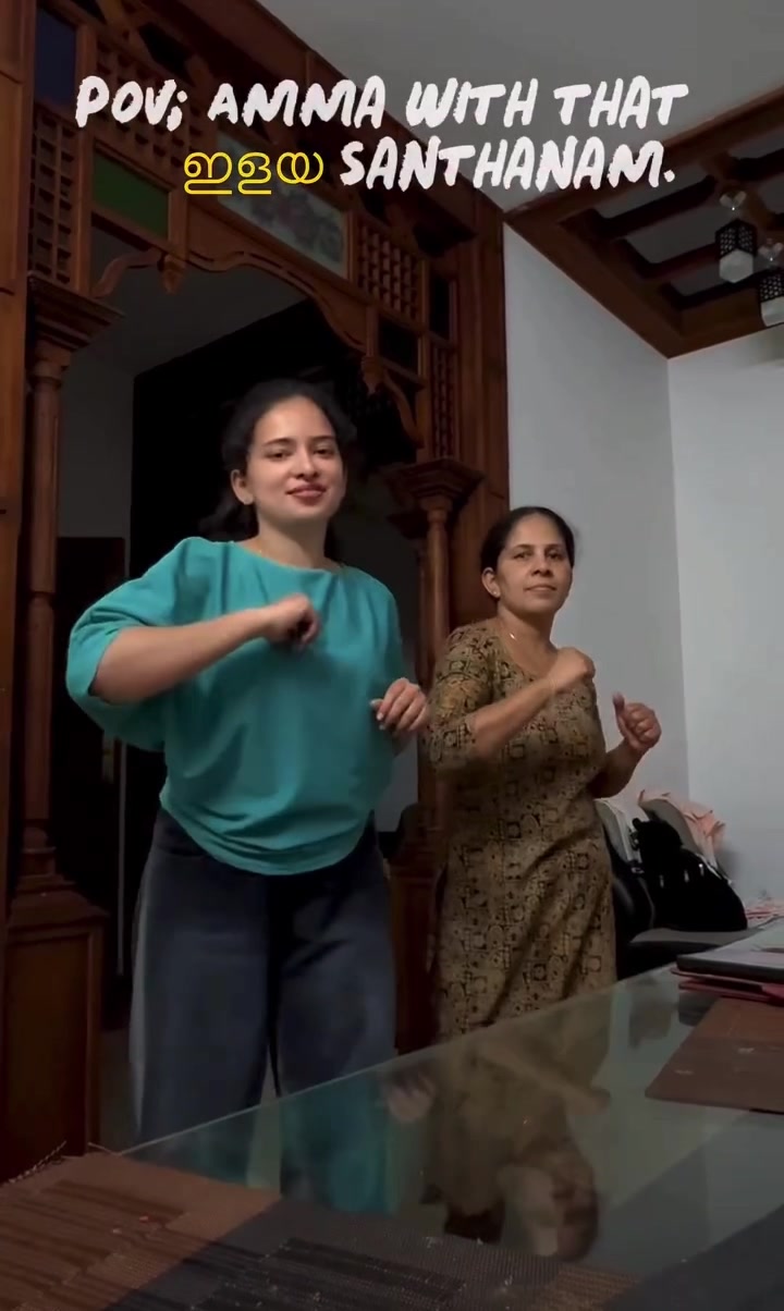 @മഞ്ഞ_കിളി💃