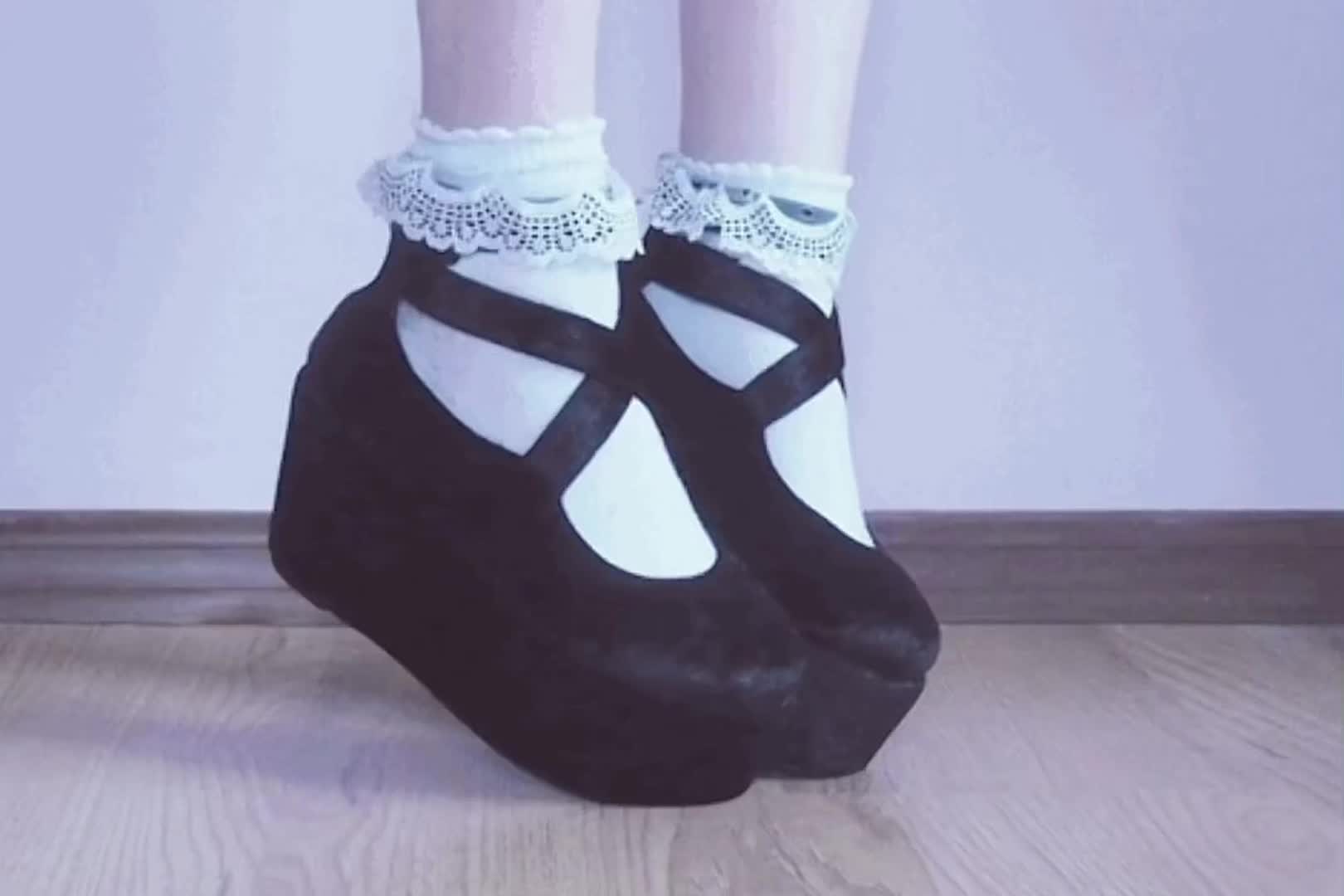 @<3