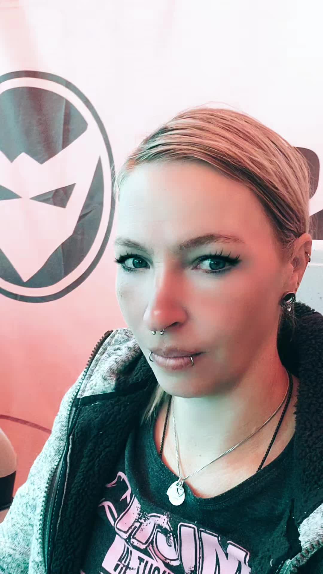 @GhettoBarbie
