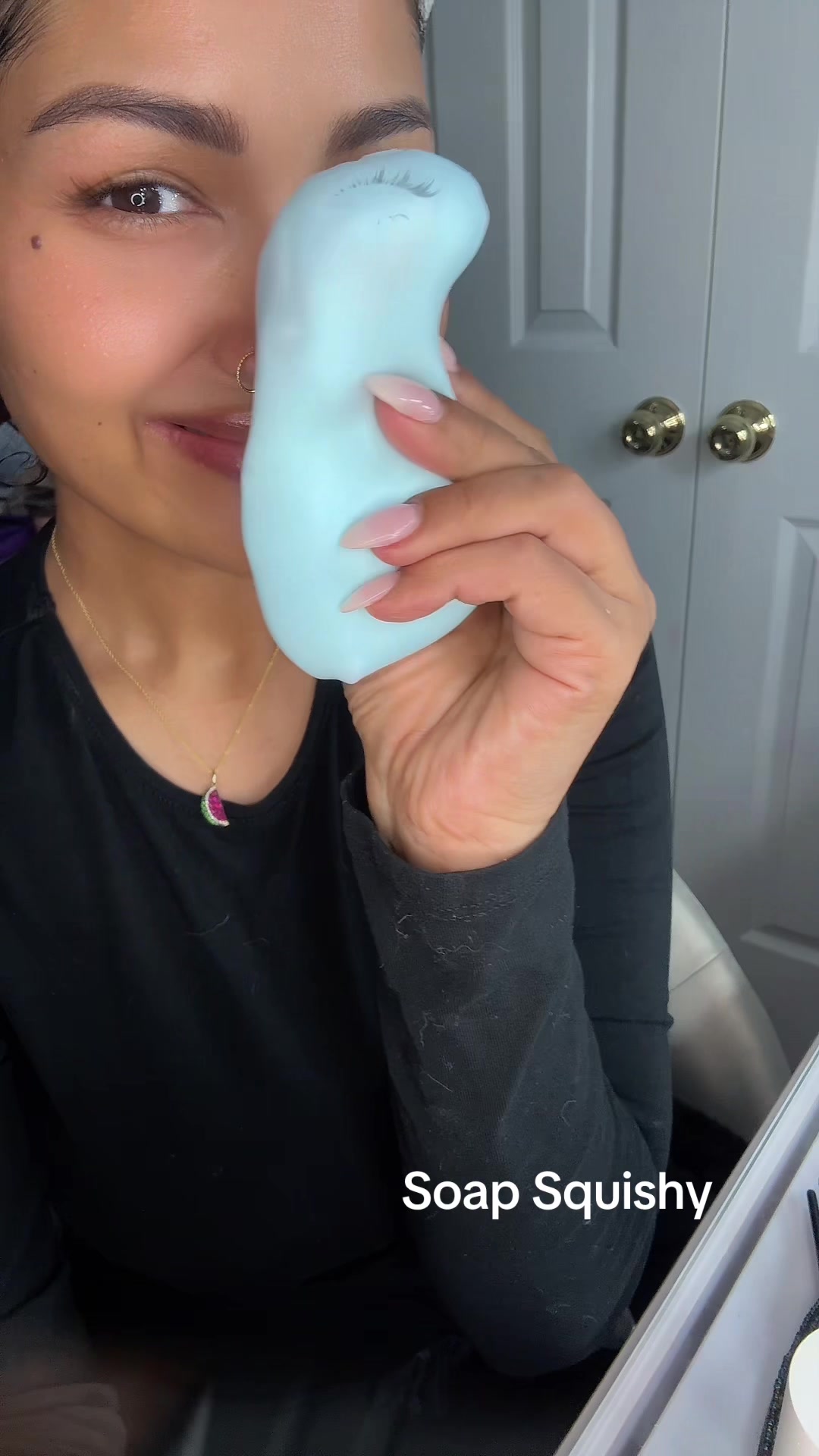 @MakeupLaveena