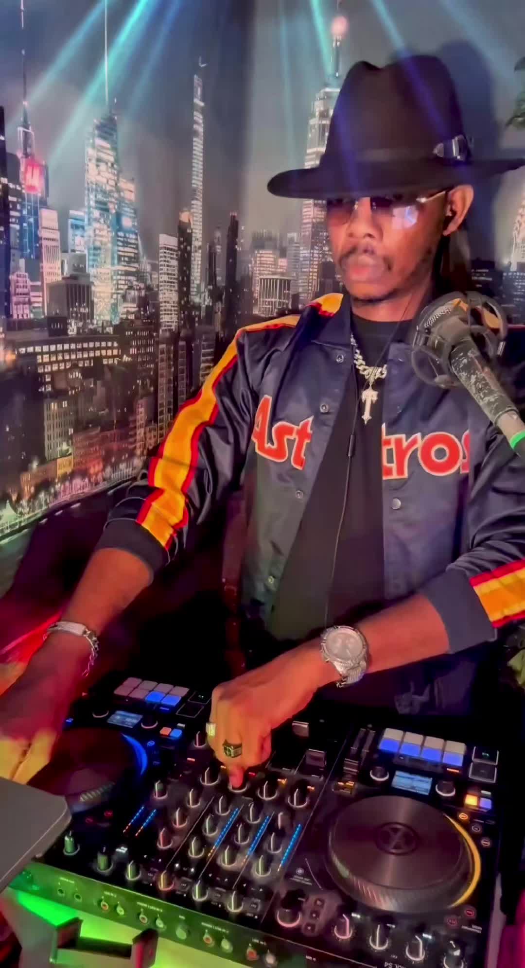 @DJ Plenitude Official