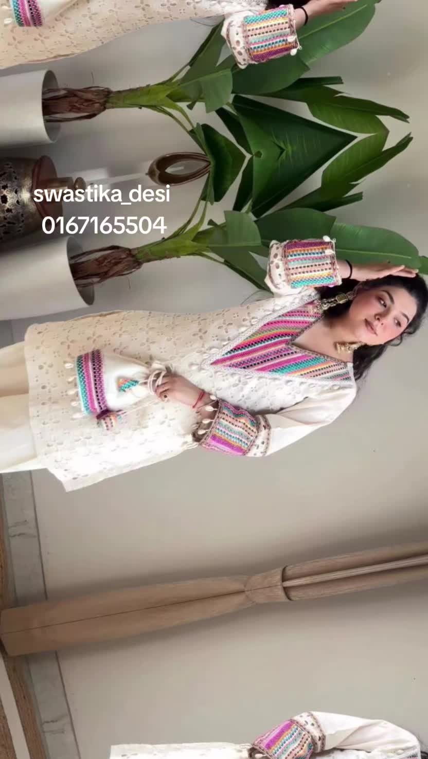 @swastikaa🥻