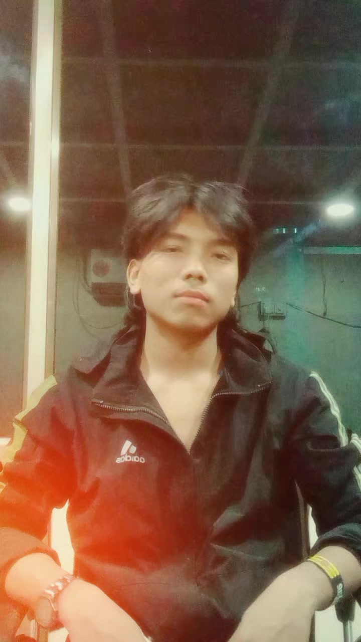 @𝑪𝑯𝑶𝑪𝑶𝑳𝑨𝑻𝒀...🍫