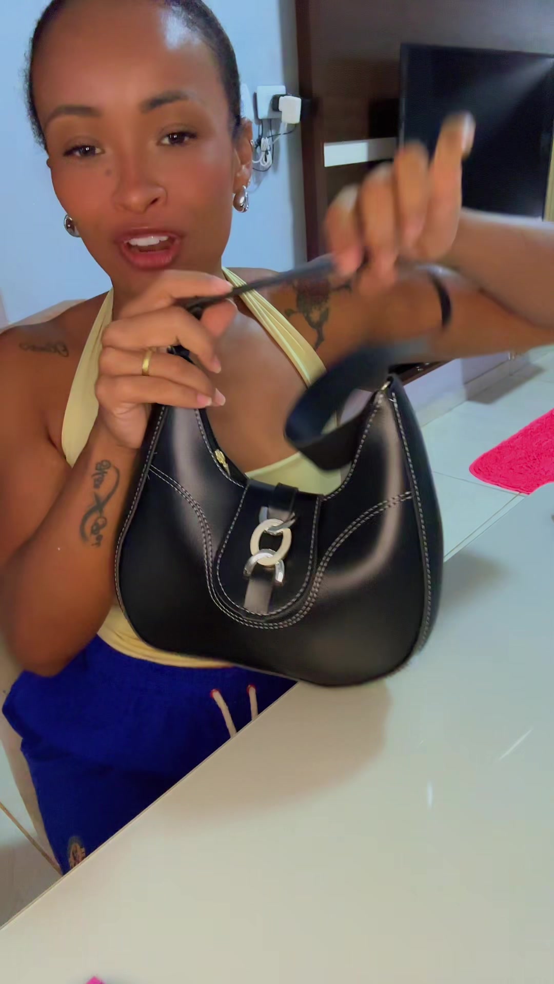 @flaviagomesfit