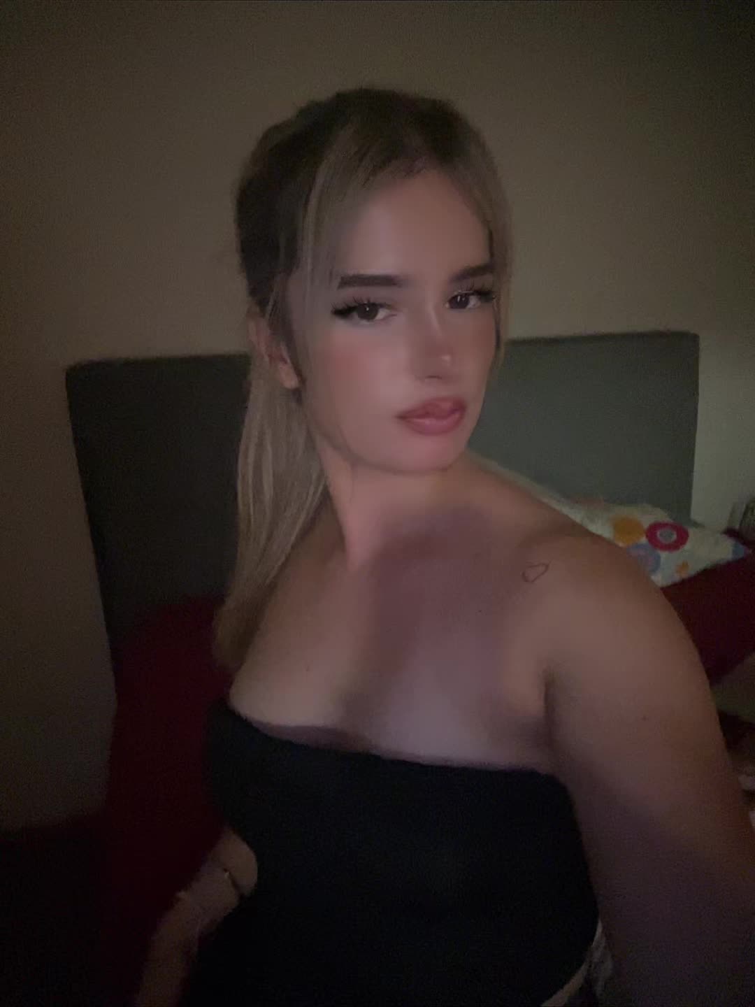 @Ajlica