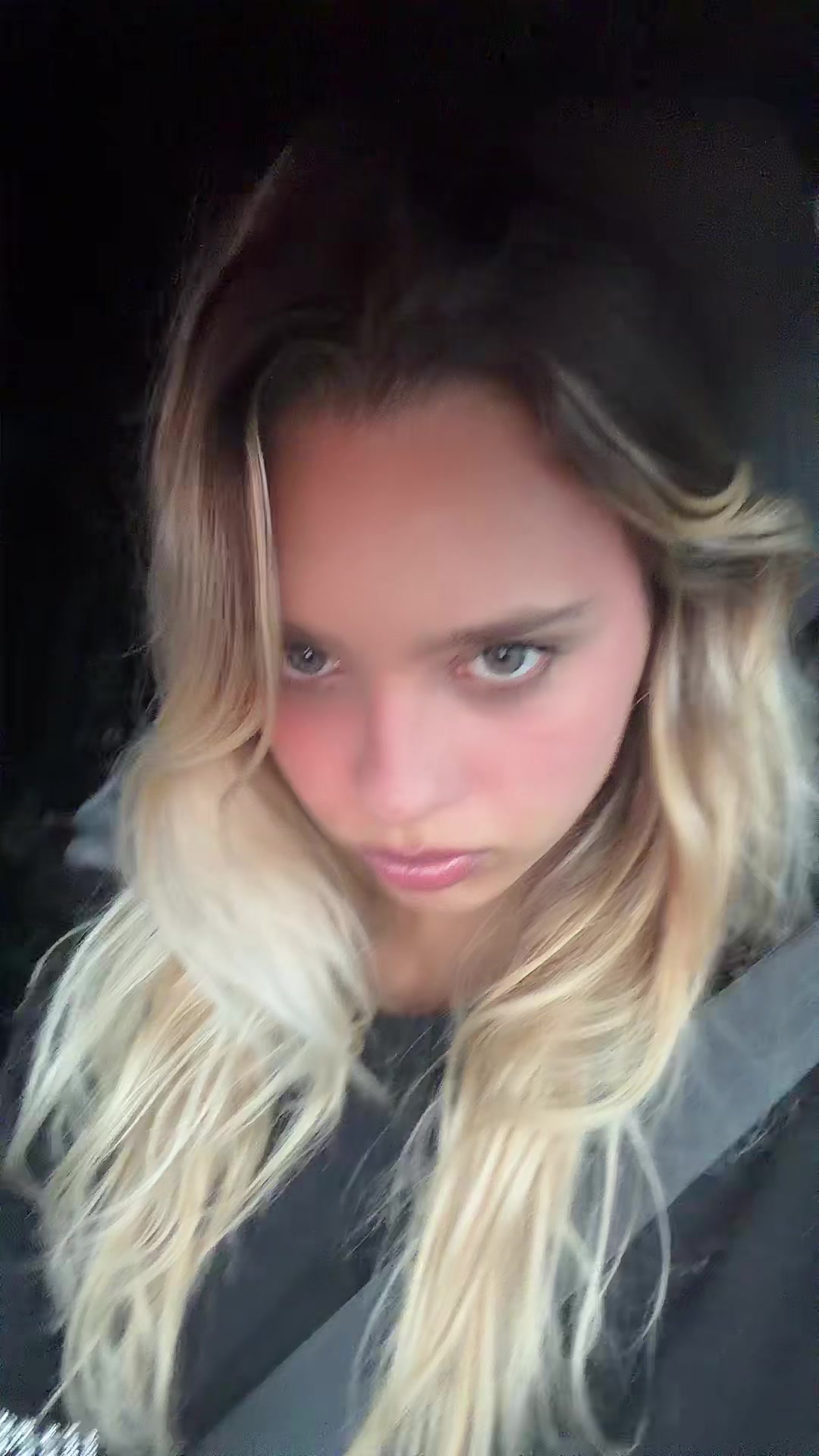 @juliaavelarm