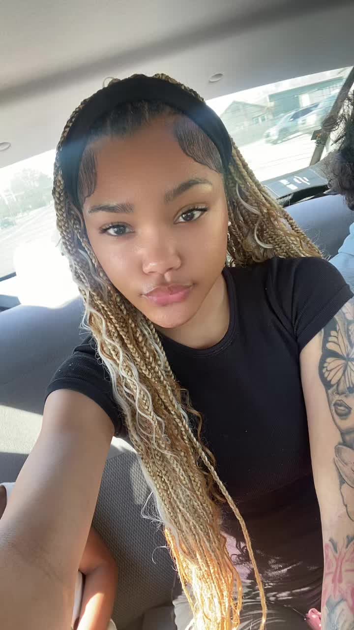 @niyya.renae