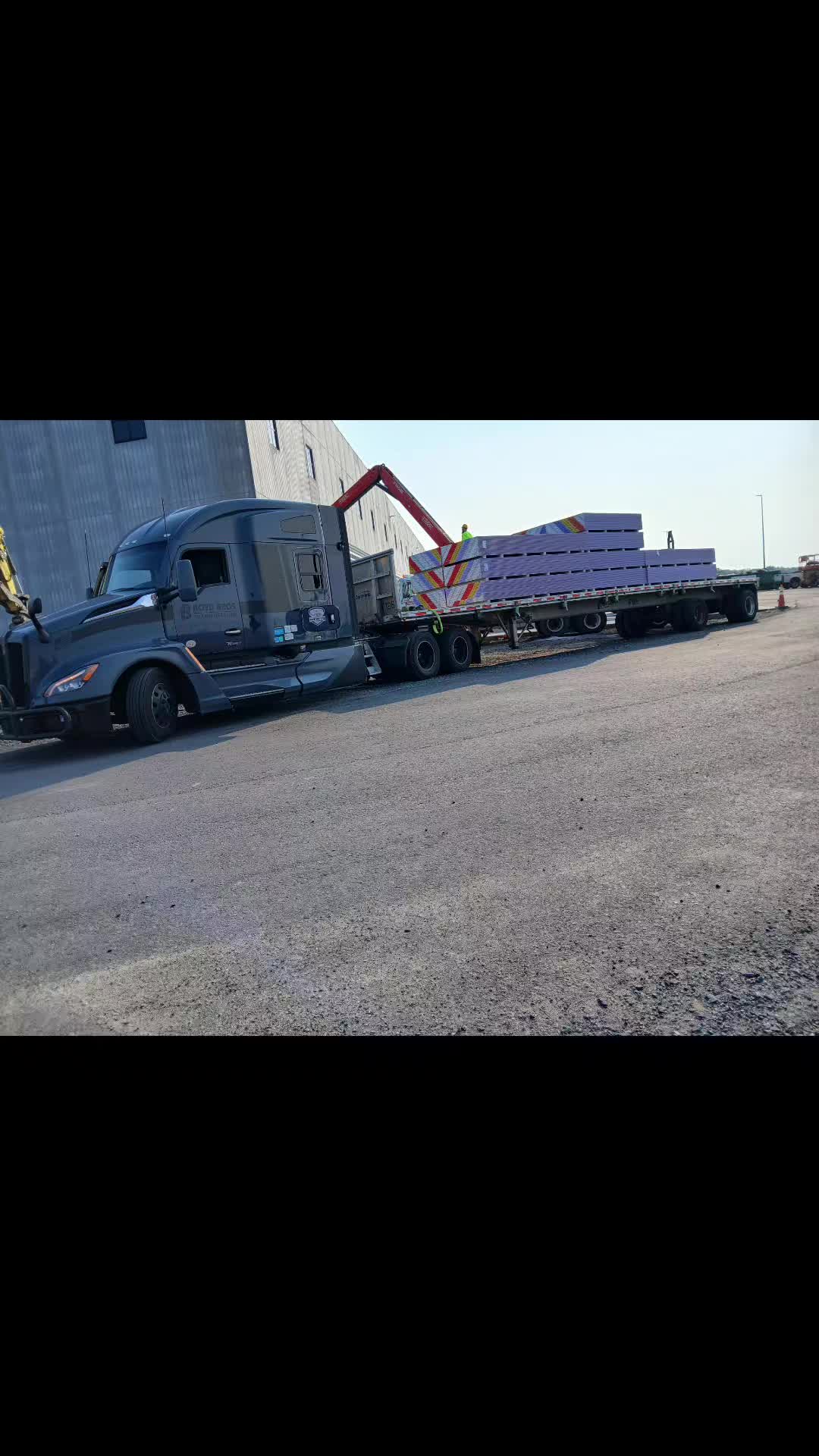 @Miss Pinky the truck driver