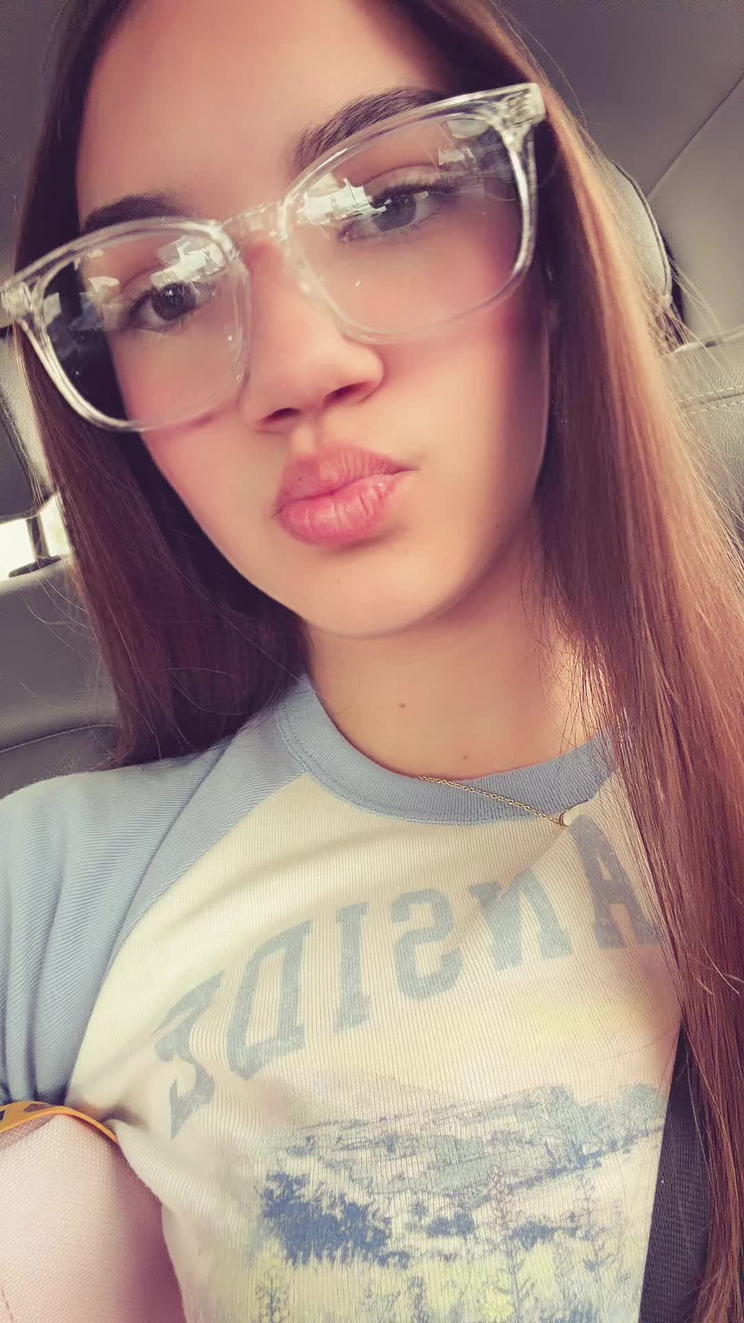 @𑣲ℰℳ
