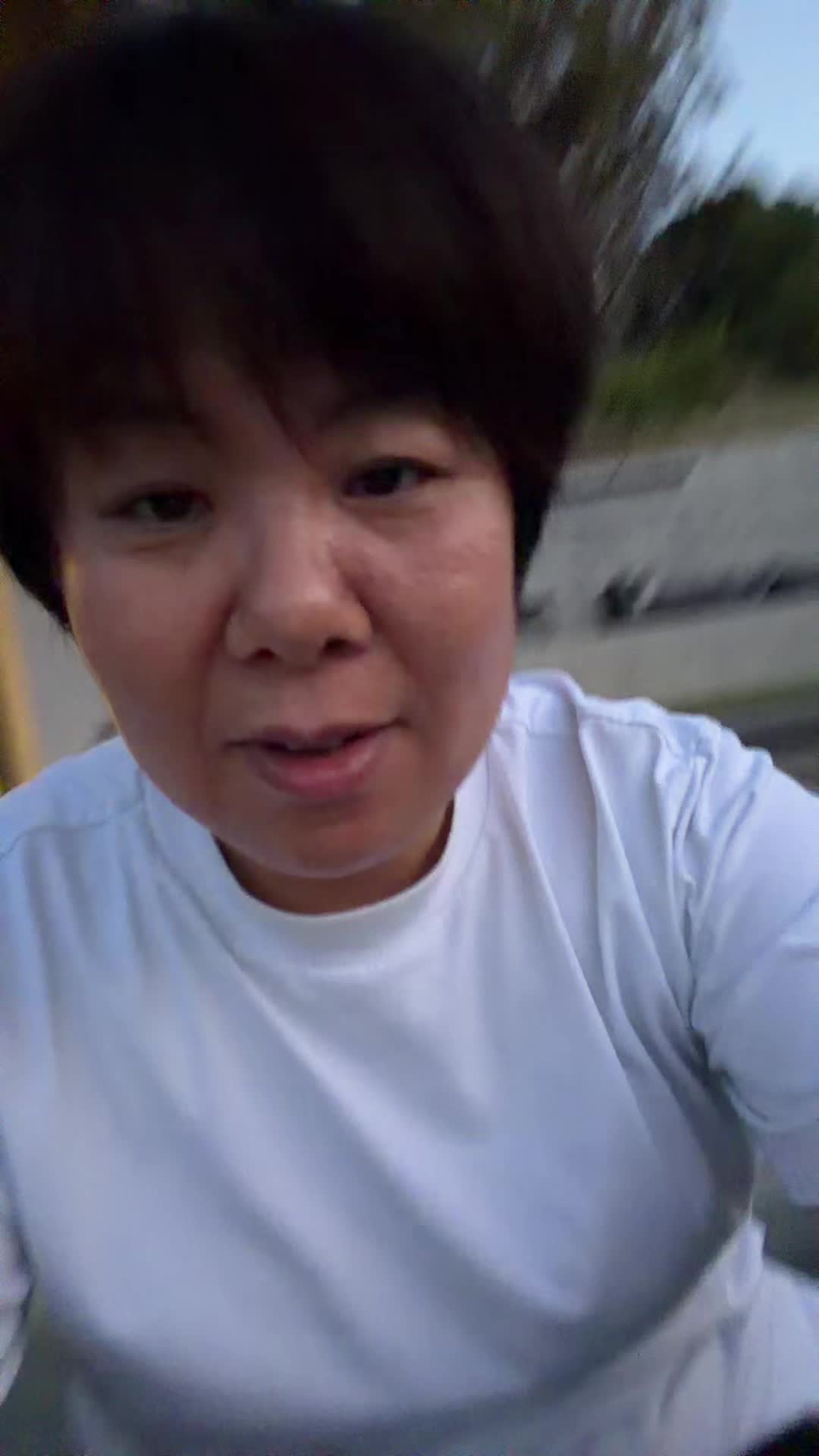 @西西