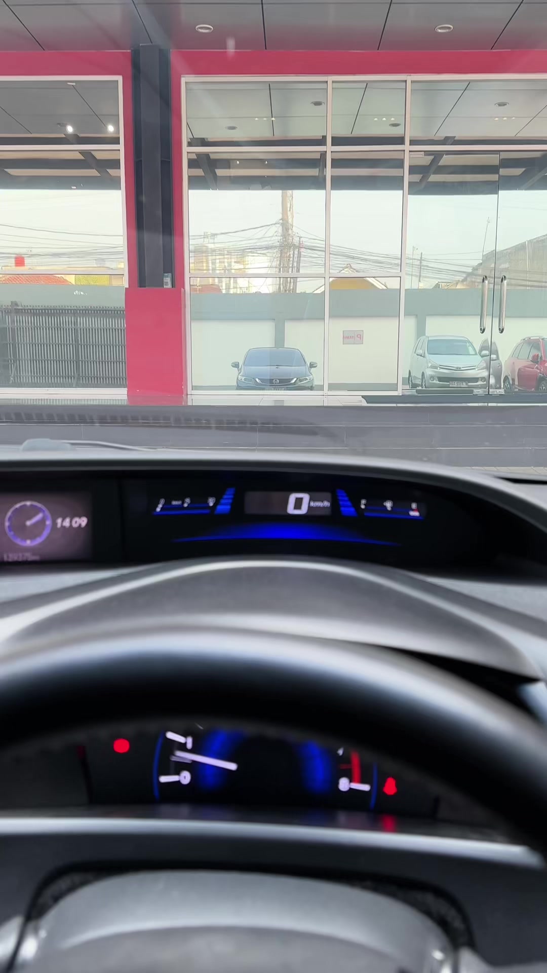 @Rental mobil murah