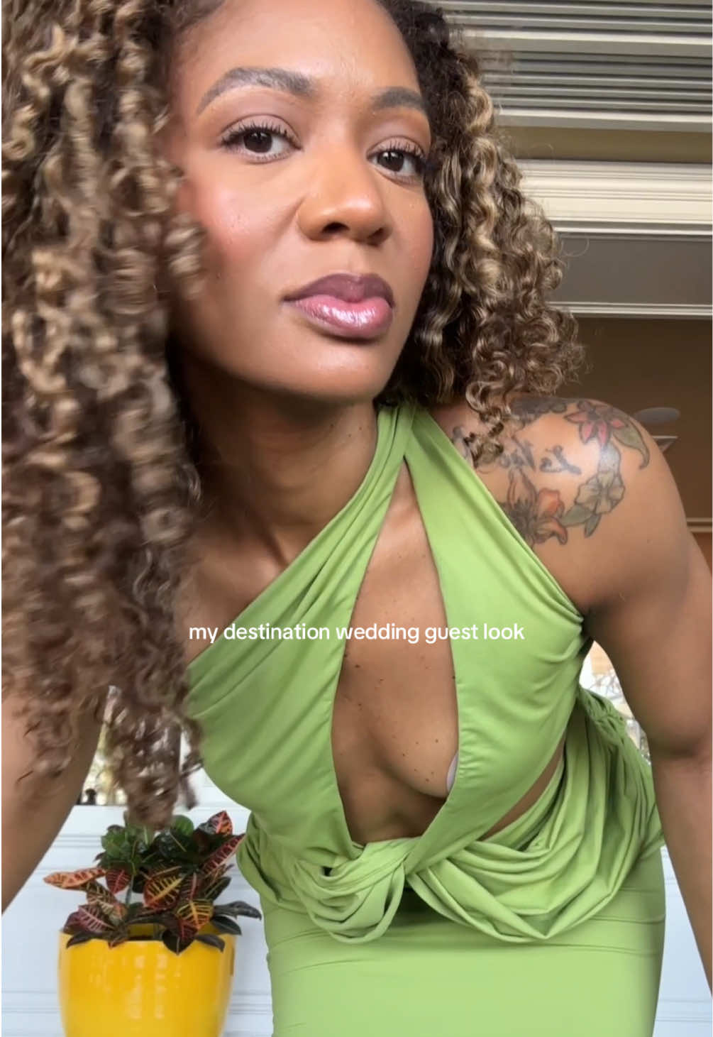 @khalah | IG: @kmo.tionn