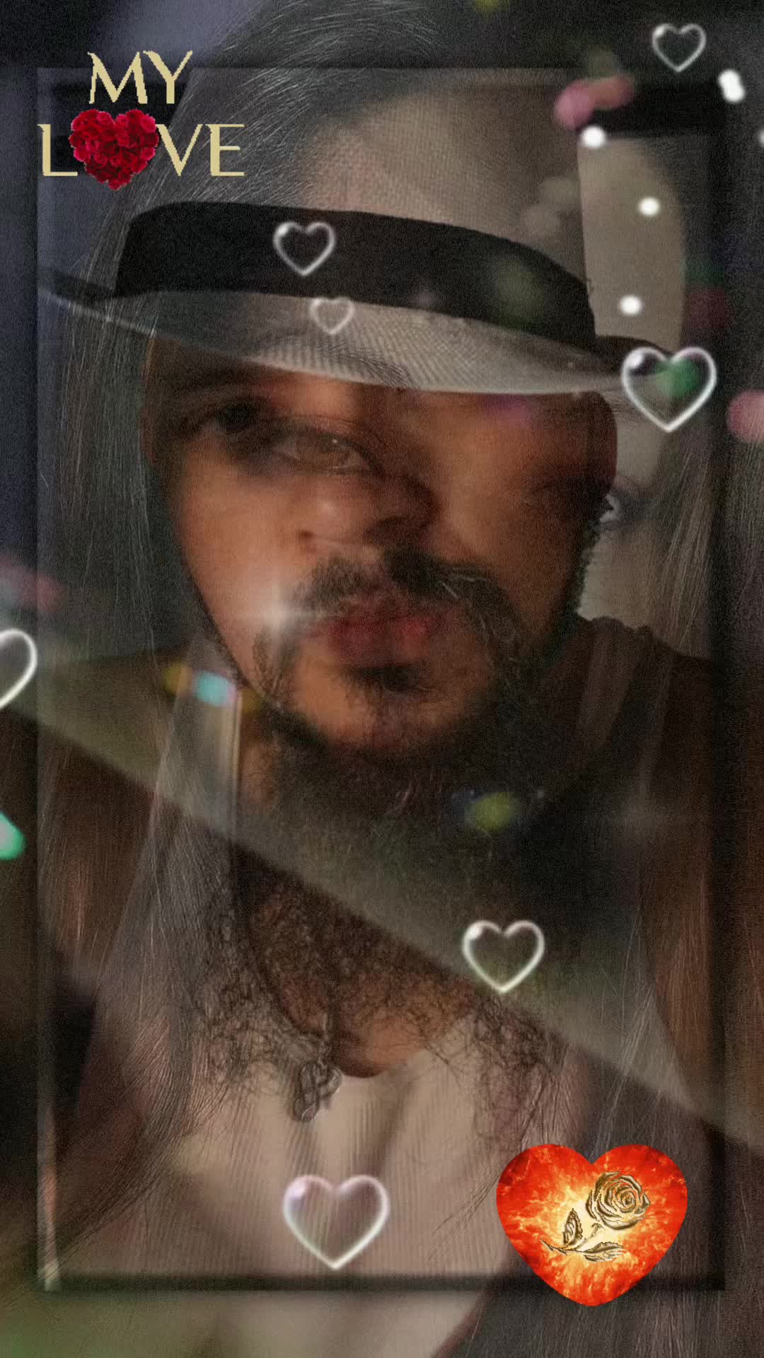 @LuCiOuS🍓CuTiE