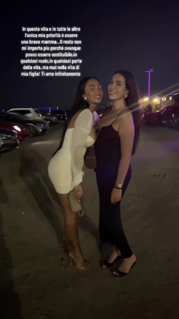 @🦋Nicoleta 🇷🇴