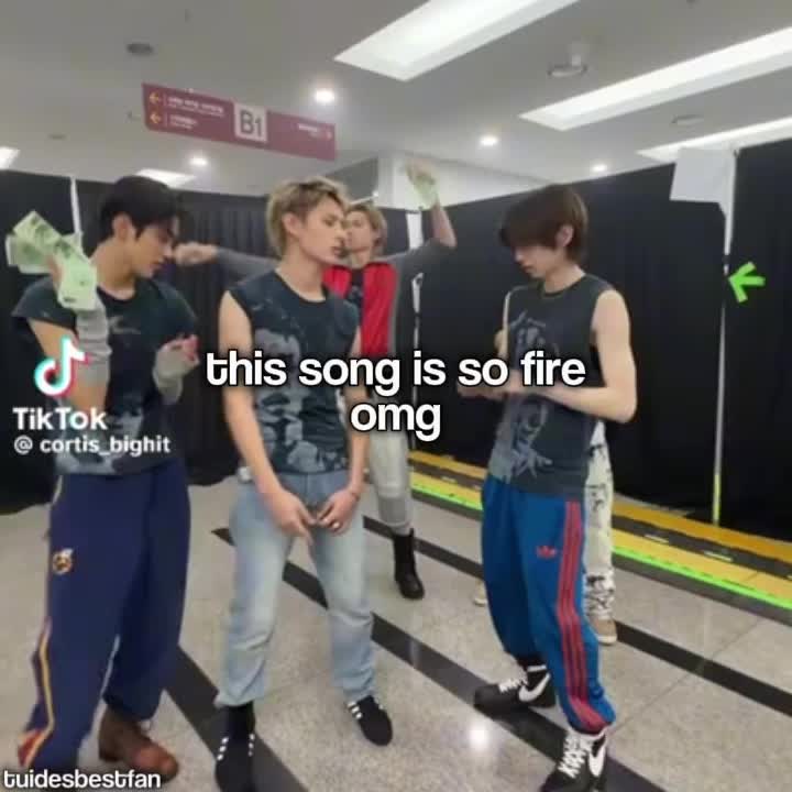 @𝚎𝚕𝚎𝚗𝚊 ⋆˚꩜。