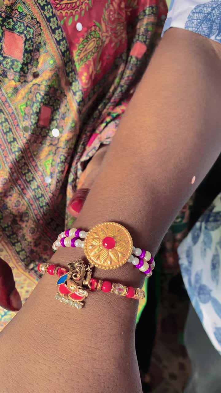 @divyapandit