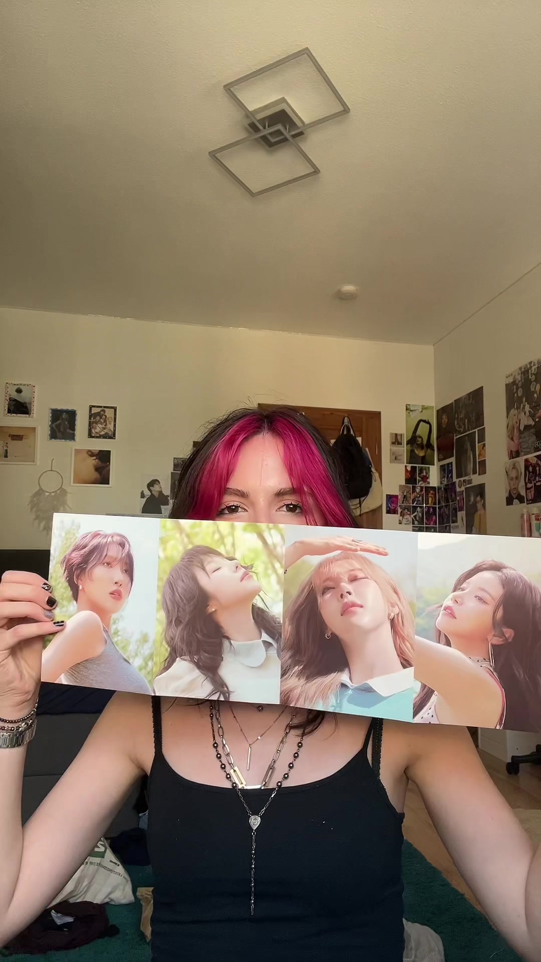 @ꜰᴇᴀʟʏɴ⋆&times;͜&times;&sup2;⁸