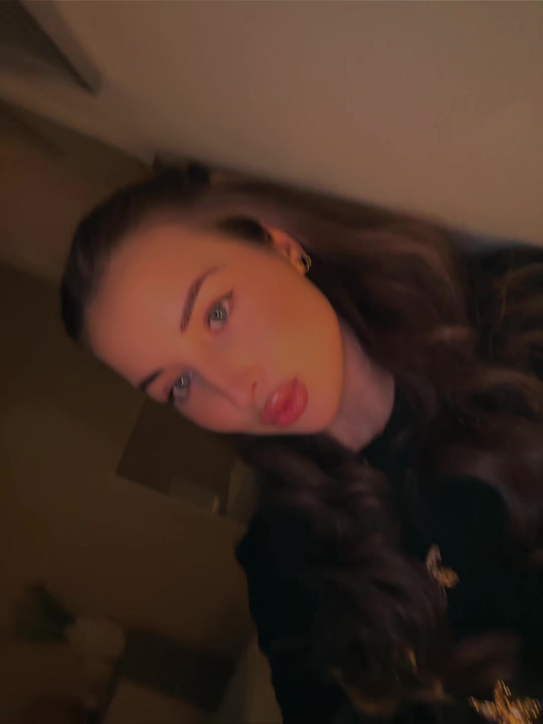 @Юля🐜