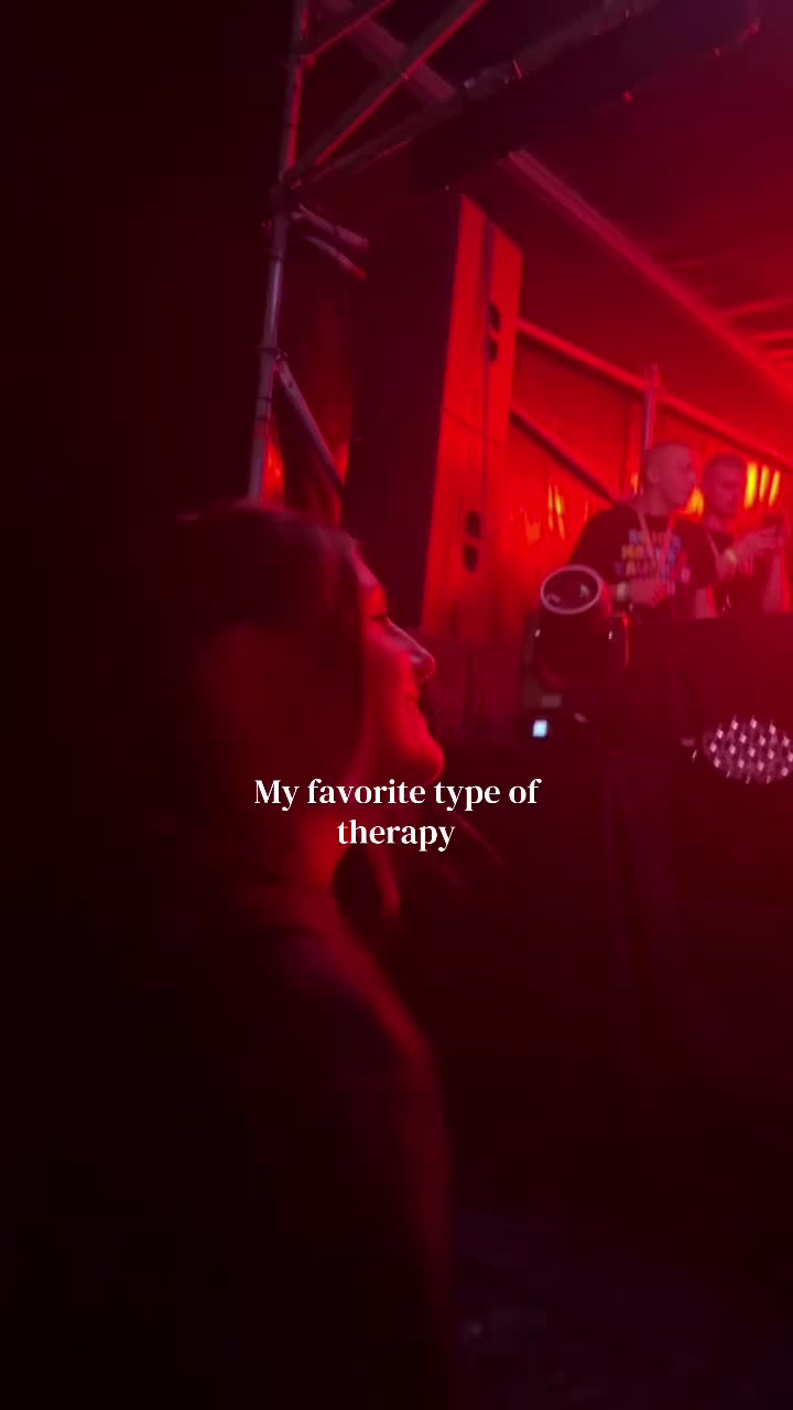 @𝐀 𝐫 𝐭 𝐞 𝐦 𝐢 𝐬