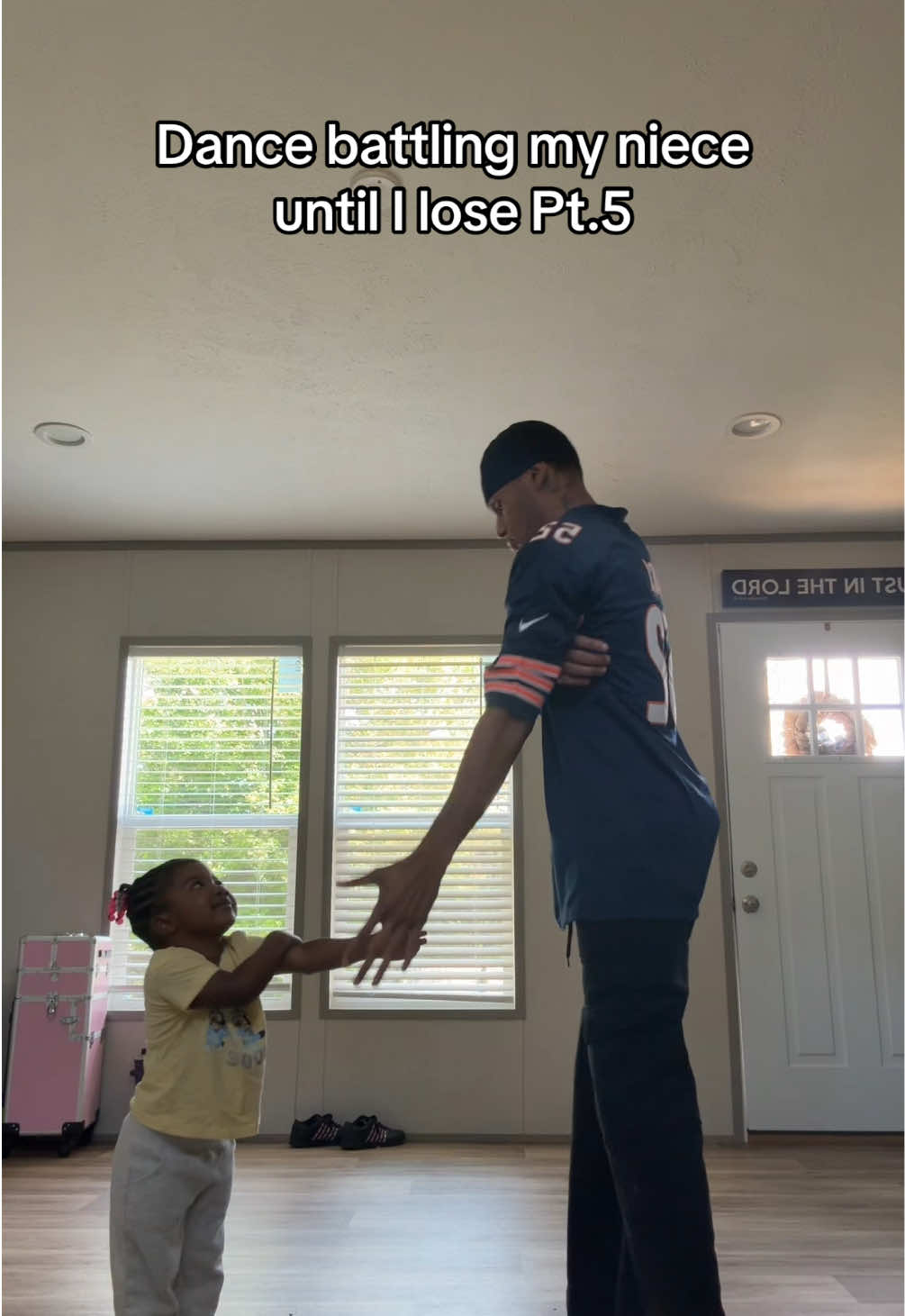 @uncle8ight