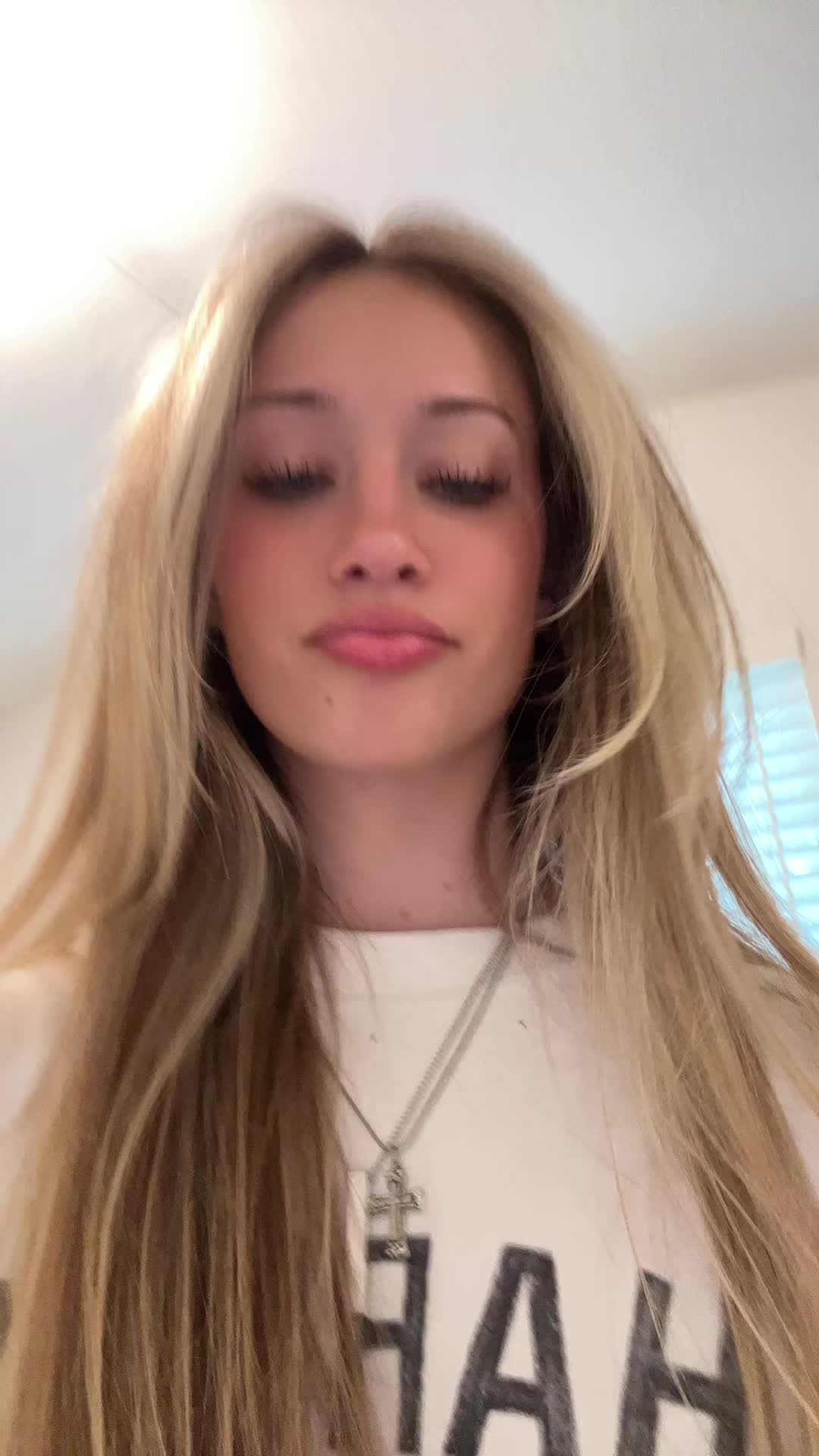@deanna
