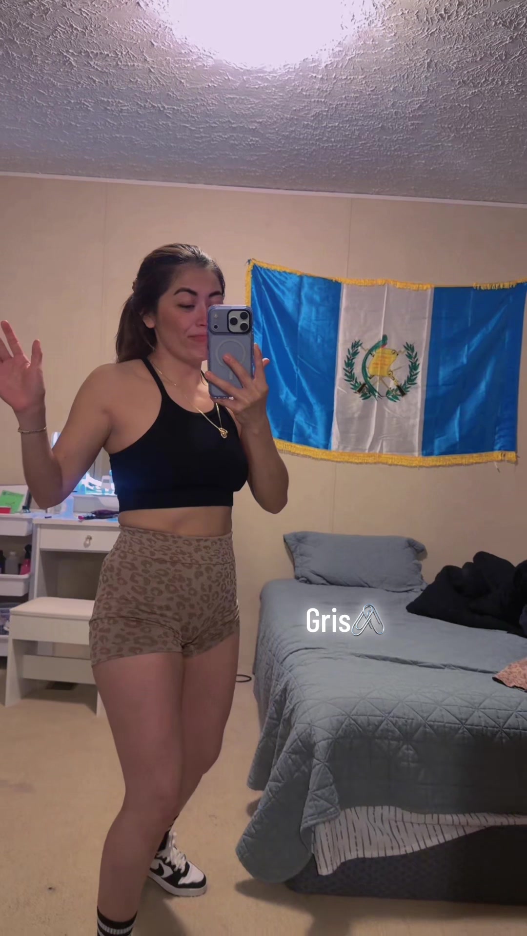 @Gris🖇️