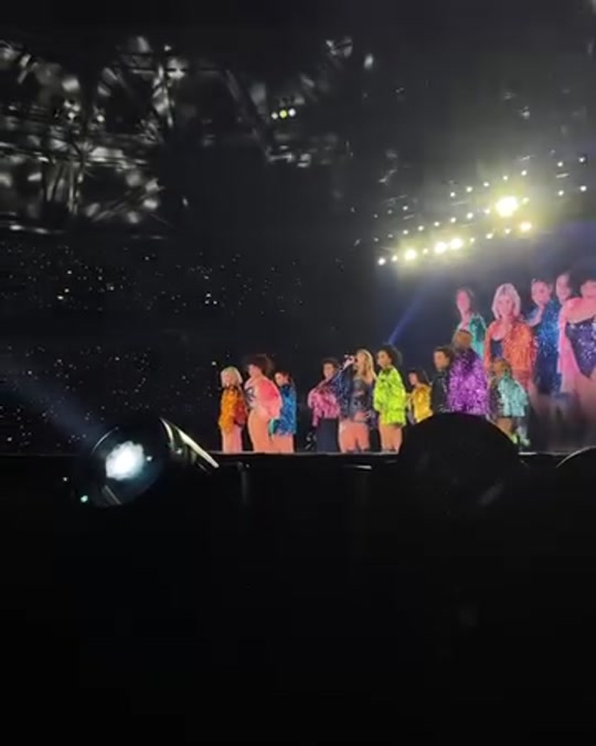 @𓂃꙳⋆videos from the eras tour