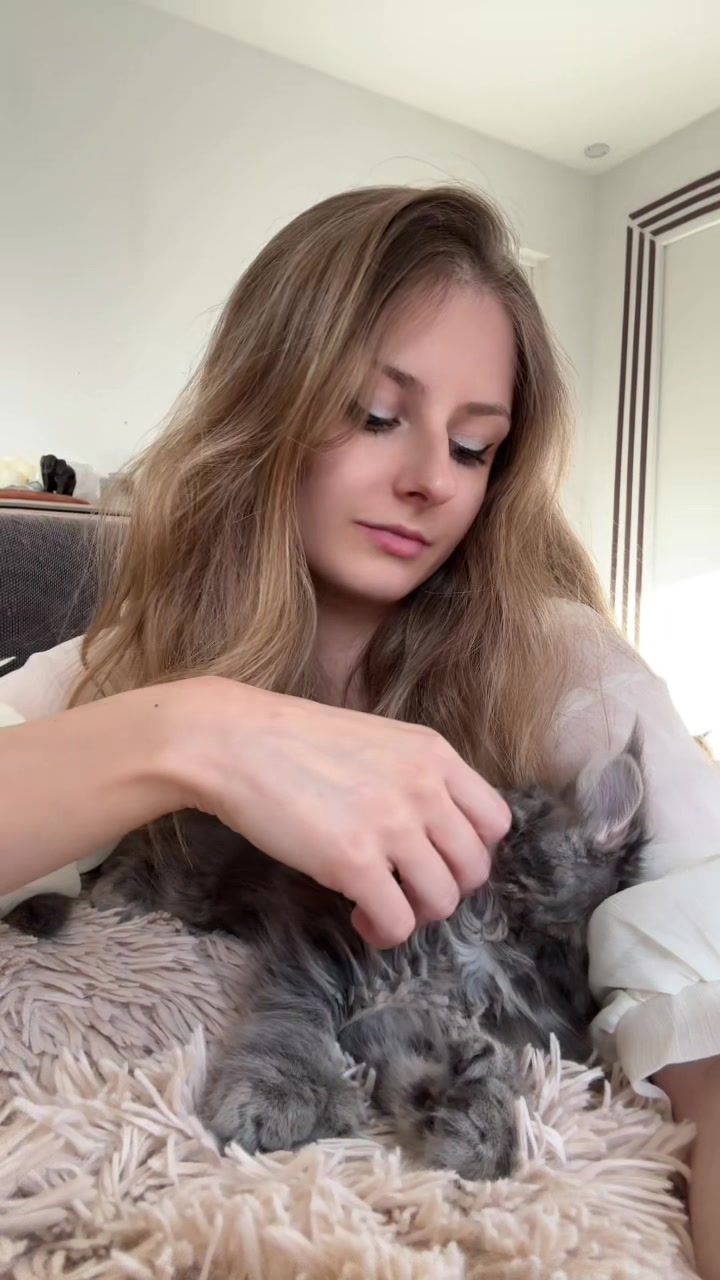 @•Emmanuelle. Éleveuse pro'•