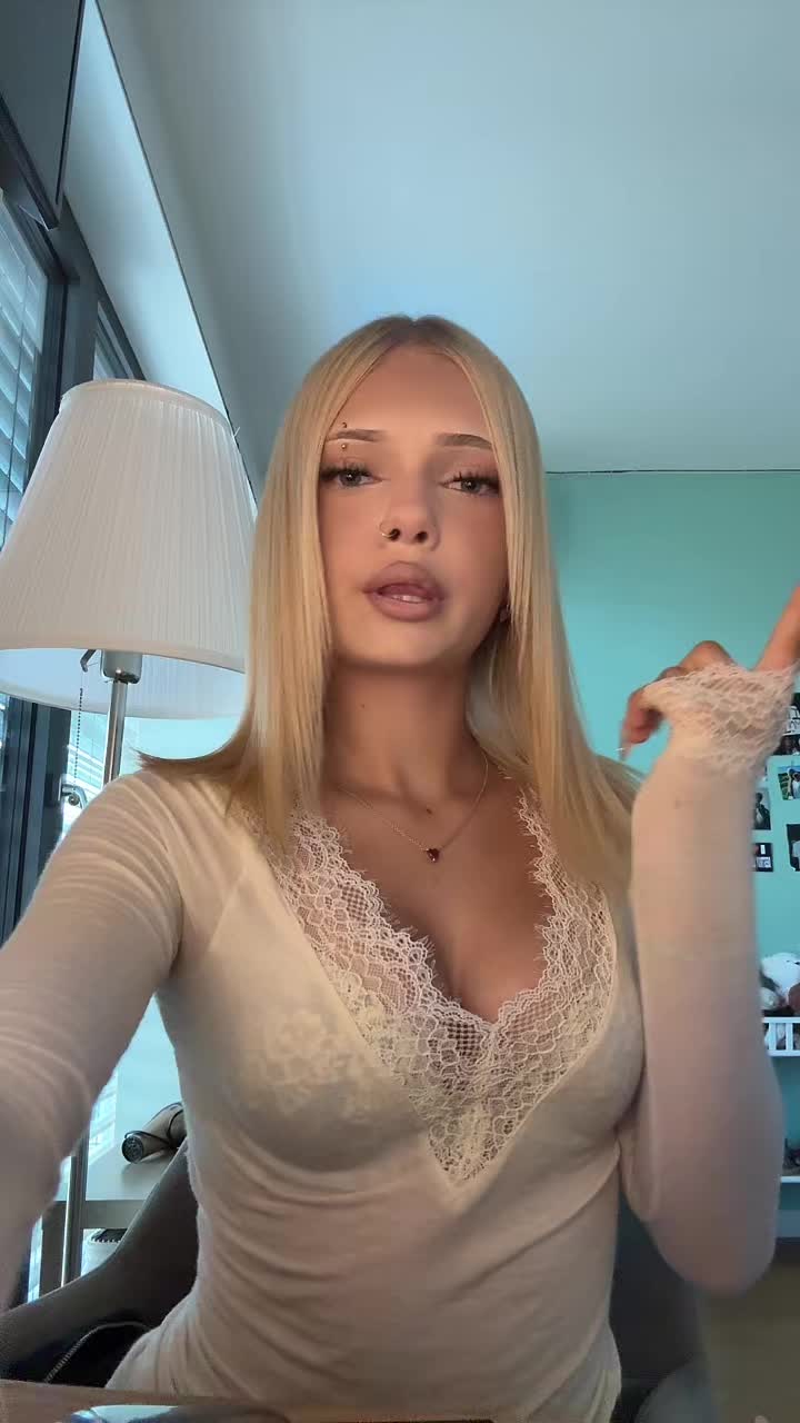 @strawbhoe
