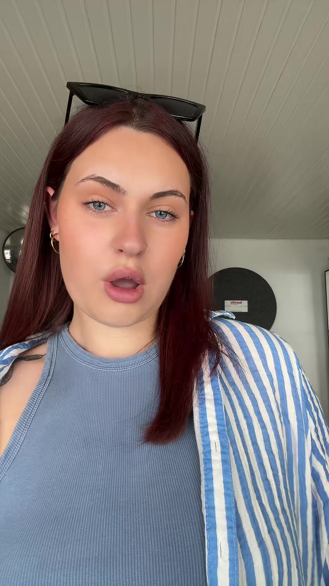 @t