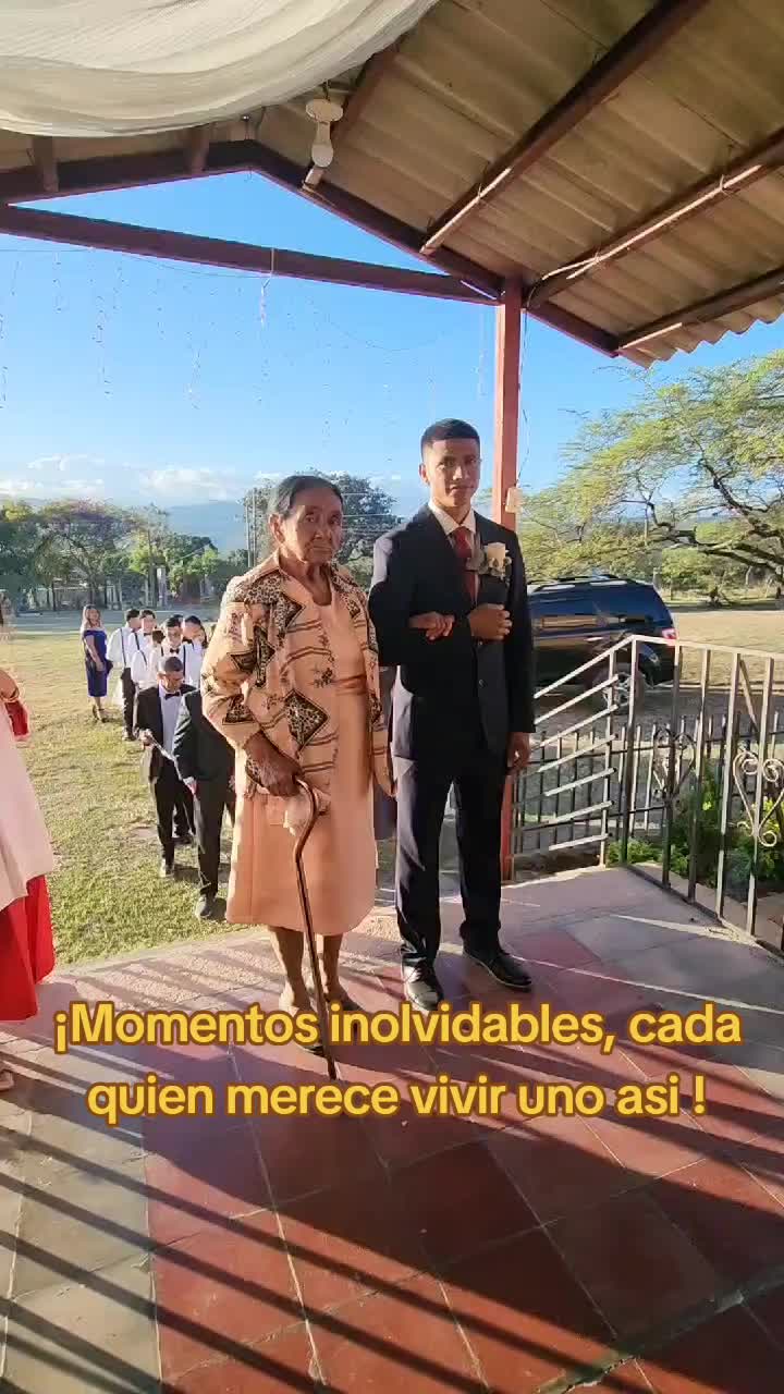 @Latina