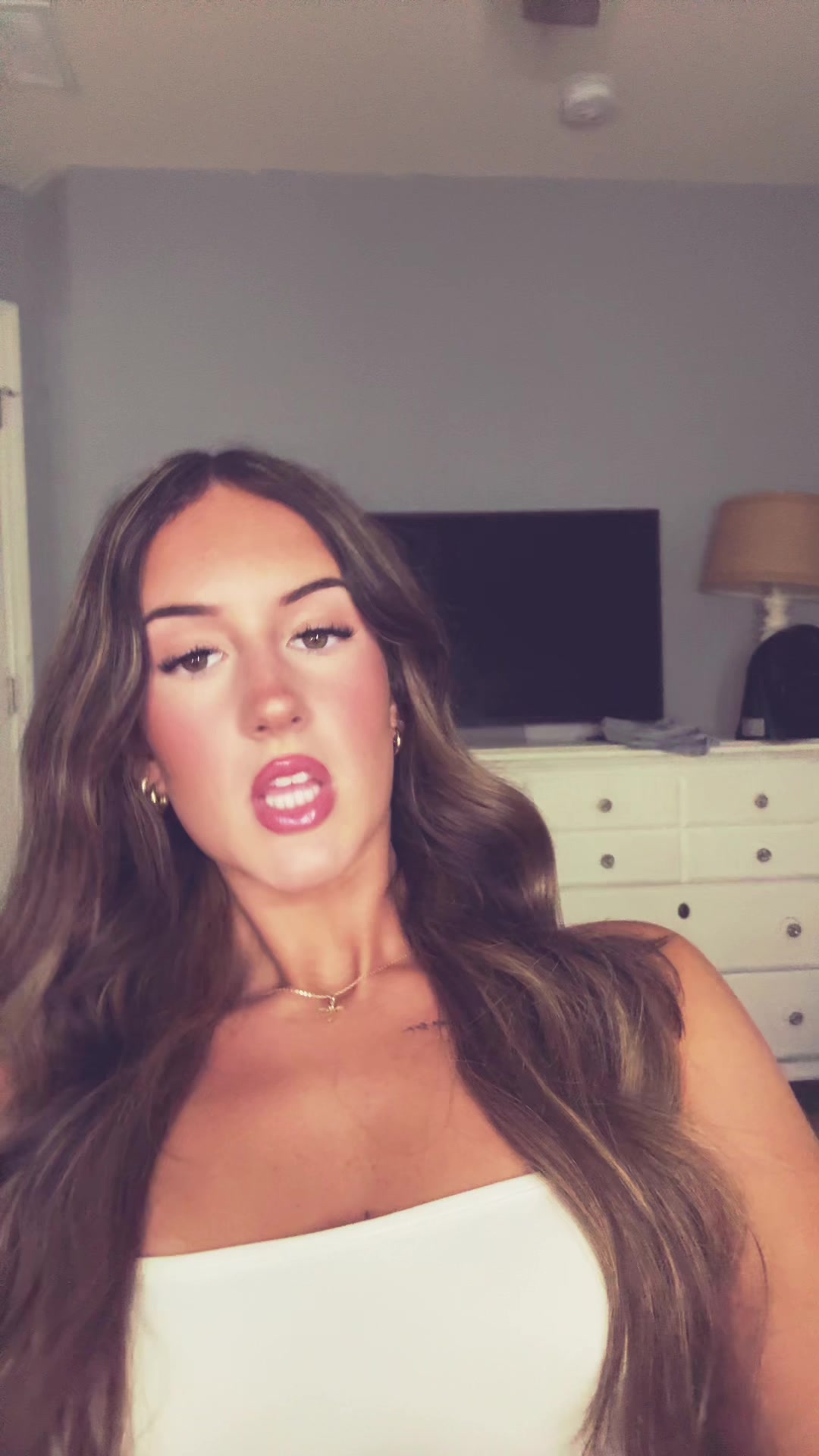 @ella