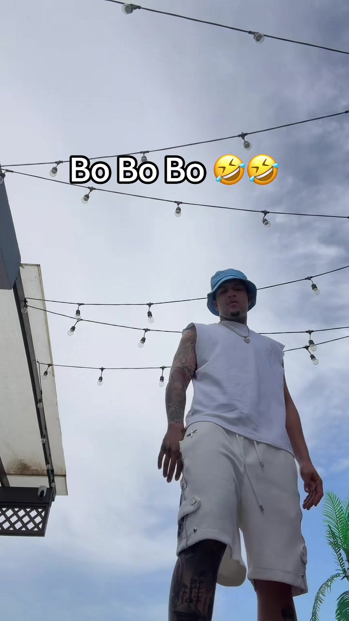 @JeyOne