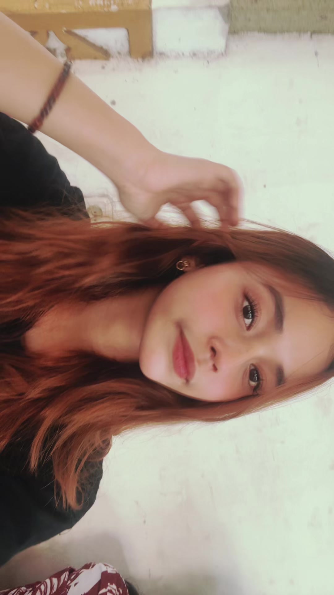 @loouuuna