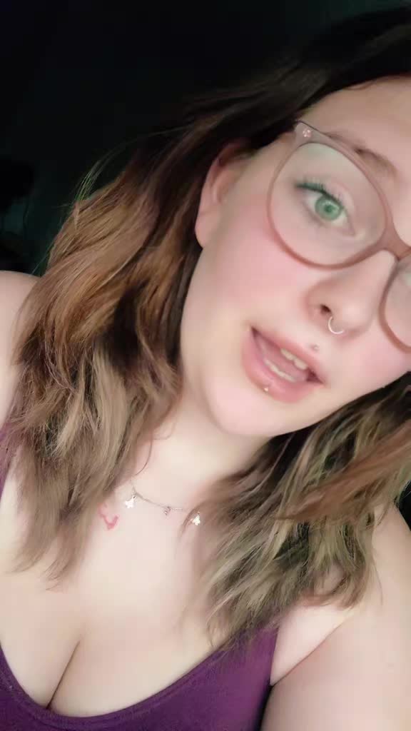 @Nini_TrifftNix