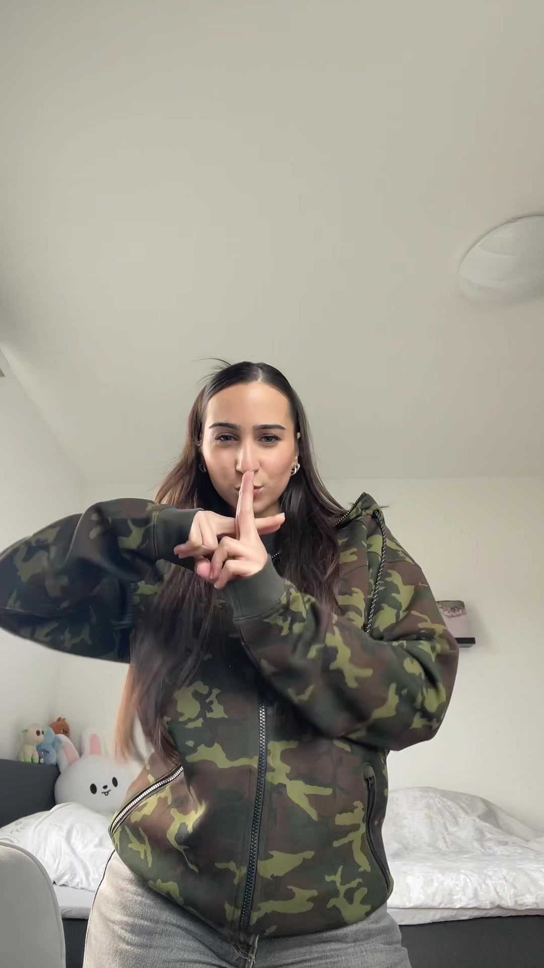 @Z