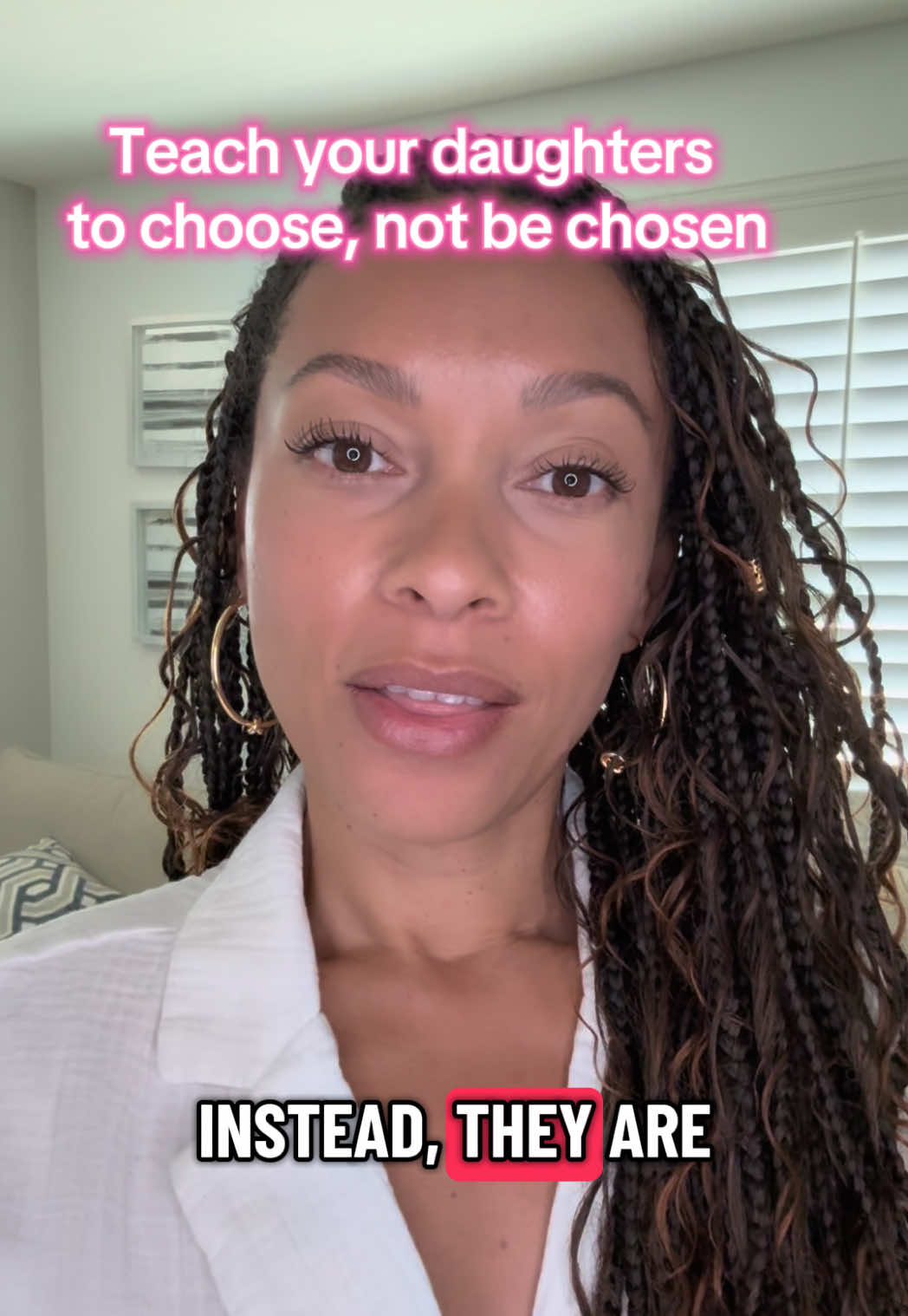 @Alicia Leslie- Author