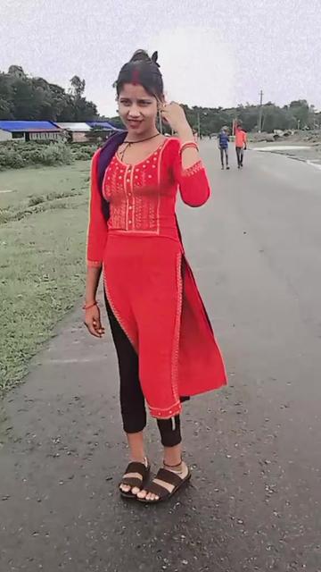 @Saptari♥๏ธ Queen ๐๐๐