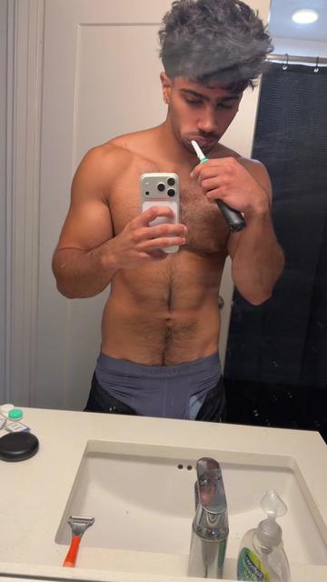 @arianlol