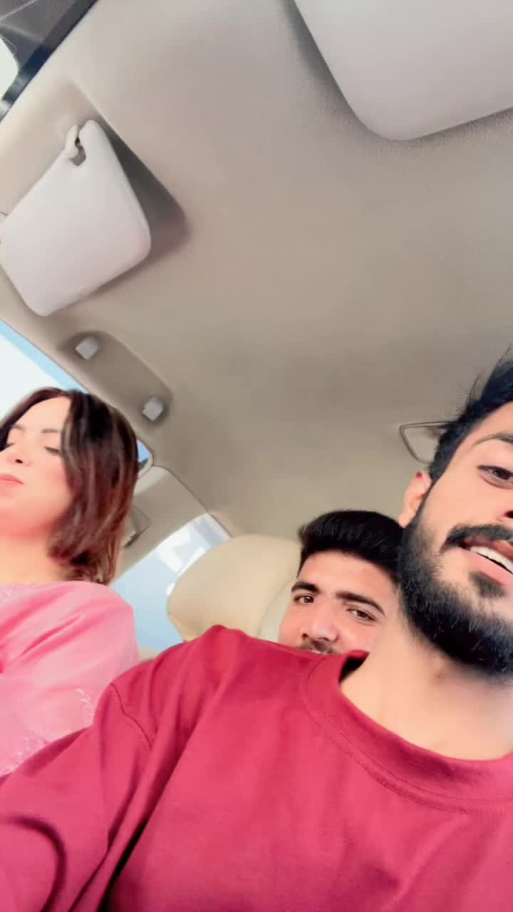 @UrOoJ_KaRacHi110
