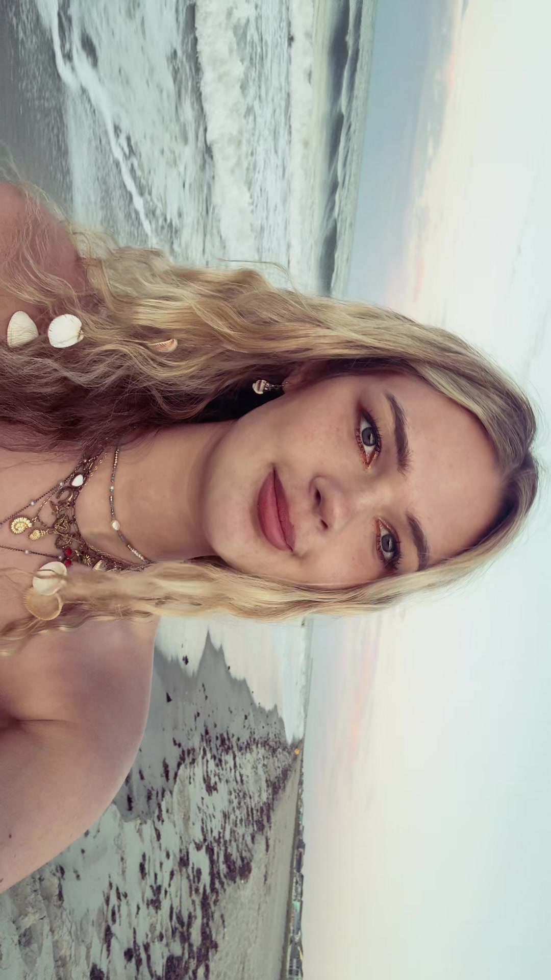 @itskarinajones