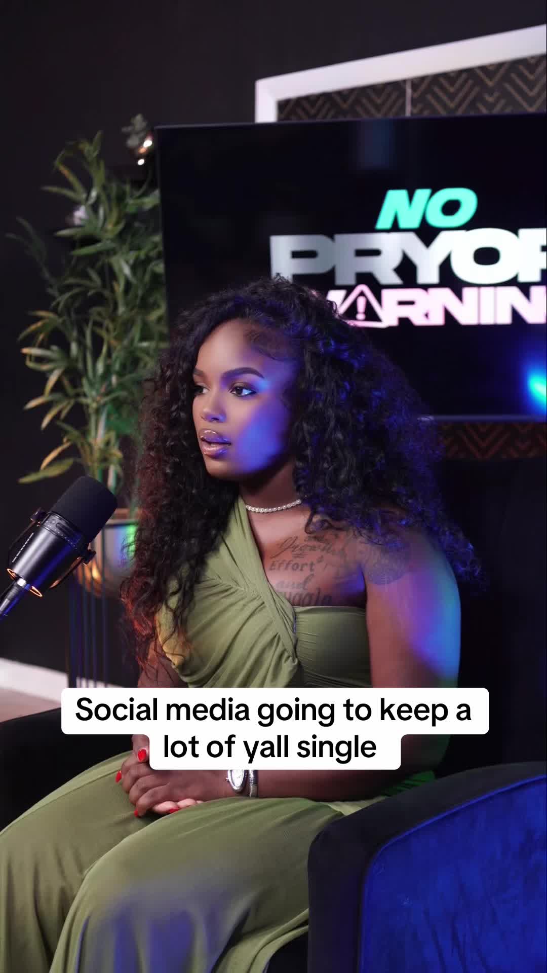 @thearielpryor